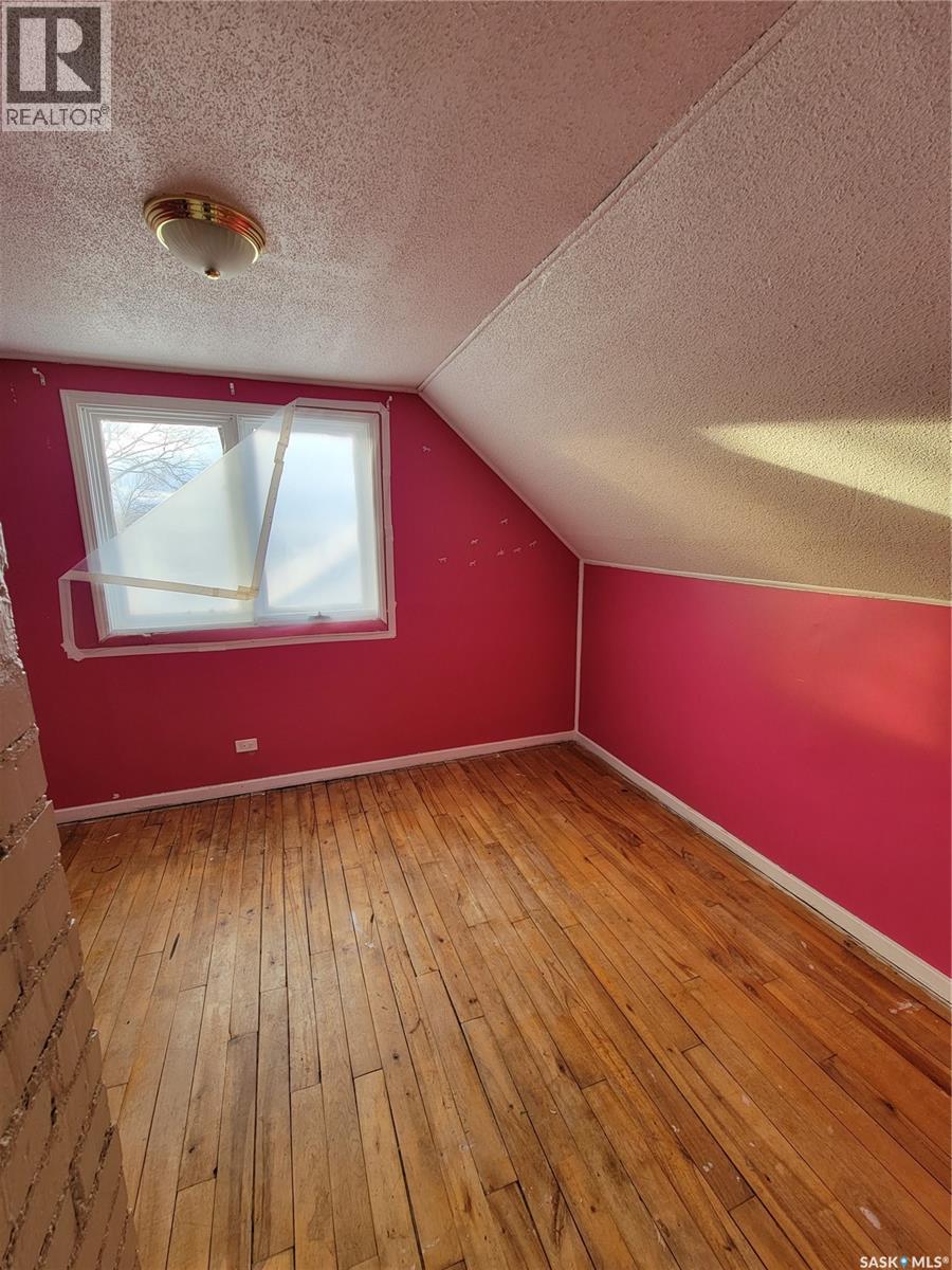 861 107th Street, North Battleford, Saskatchewan S9A 1Y6 - Photo 13 - SK027095