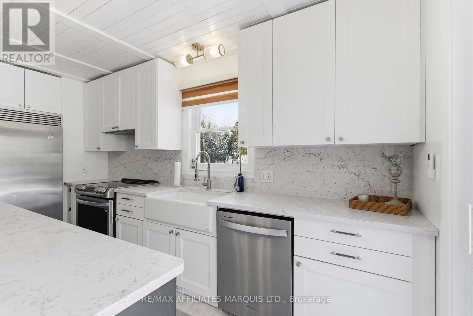 18723 County 18 Road, South Glengarry, Ontario  K0C 1S0 - Photo 10 - X12711812