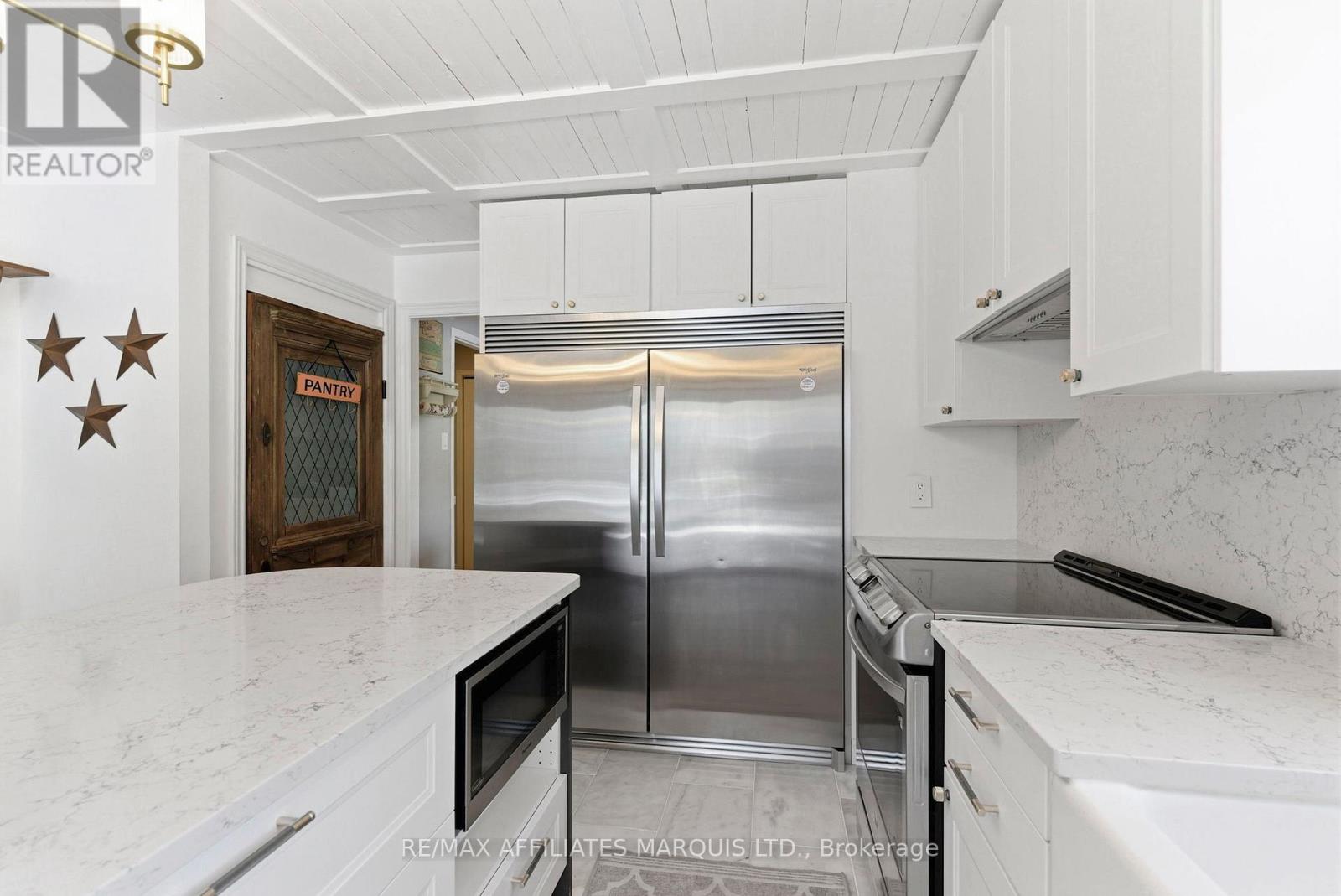 18723 County 18 Road, South Glengarry, Ontario  K0C 1S0 - Photo 11 - X12711812