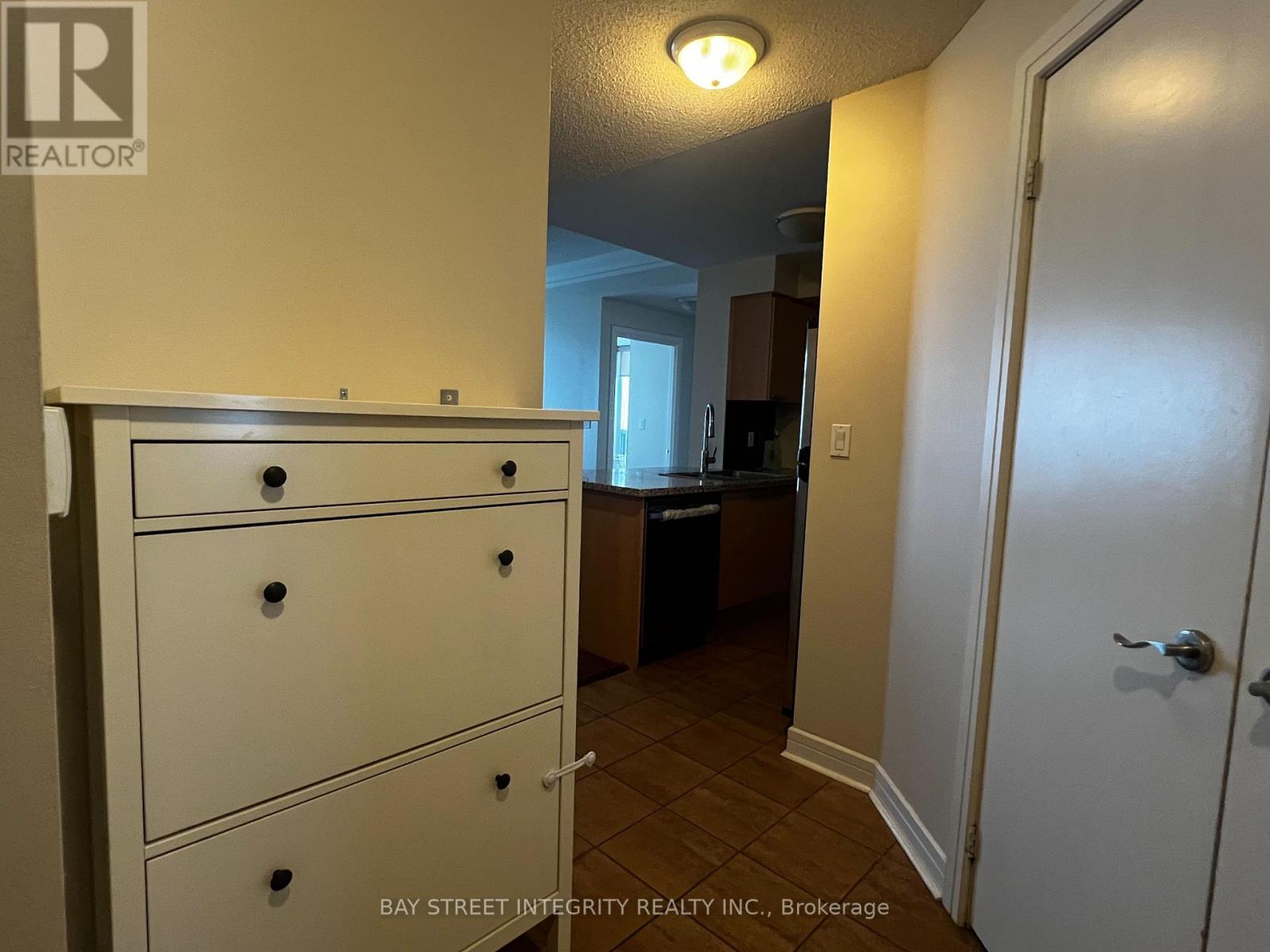 Uph04 - 16 Harrison Garden Boulevard, Toronto, Ontario  M2N 7J6 - Photo 14 - C12708836