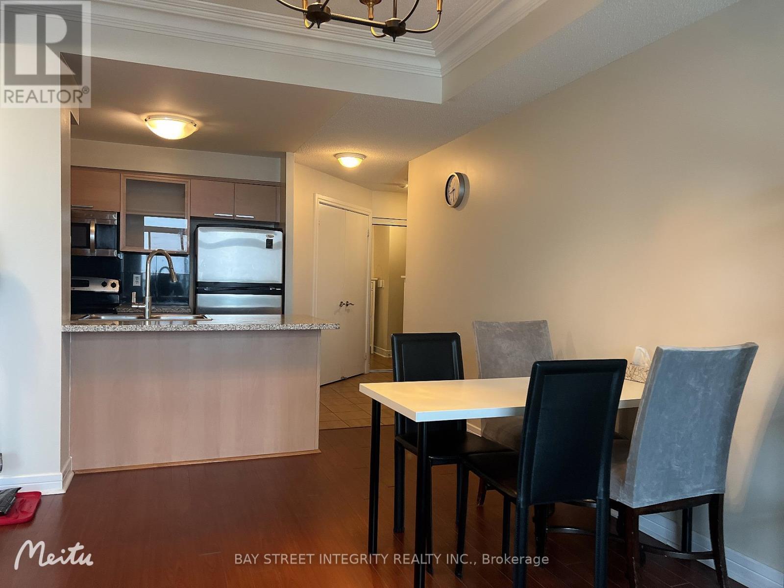 Uph04 - 16 Harrison Garden Boulevard, Toronto, Ontario  M2N 7J6 - Photo 4 - C12708836