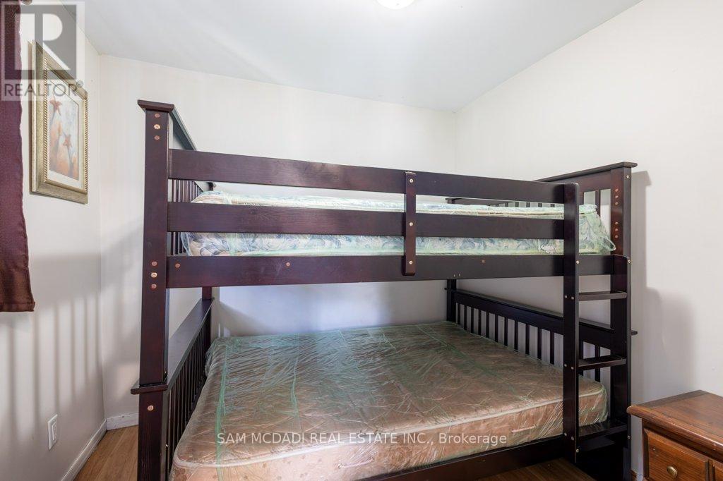 5 River Road E, Wasaga Beach, Ontario  L9Z 2L1 - Photo 18 - S12690710