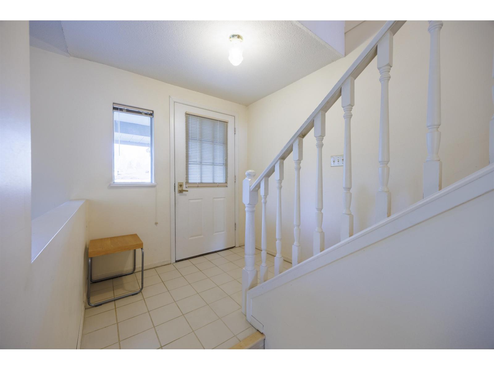 15114 98 Avenue, Surrey, British Columbia  V3R 8T2 - Photo 5 - R3081061