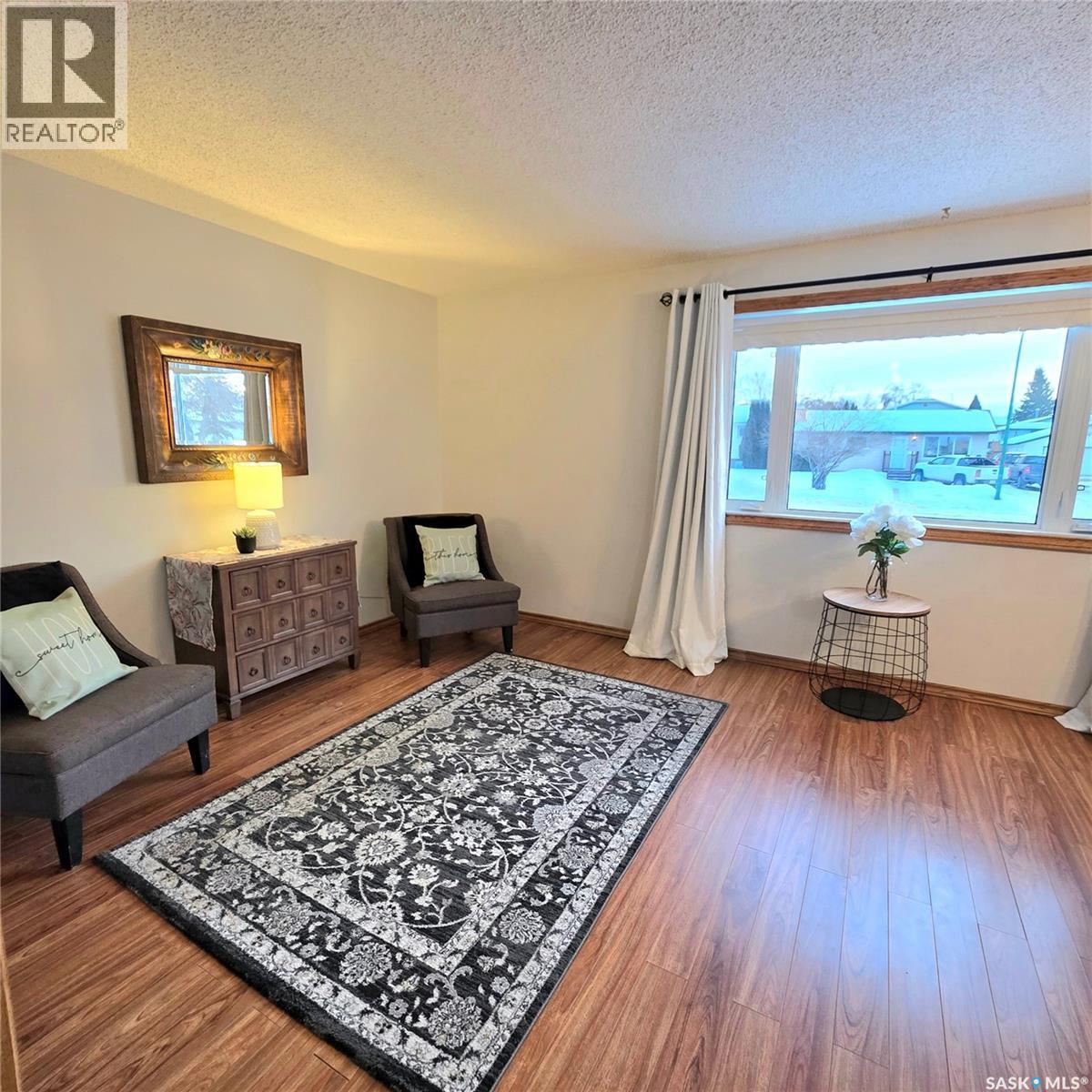 1596 Mcintosh Drive, Prince Albert, Saskatchewan  S6V 7B8 - Photo 2 - SK020727