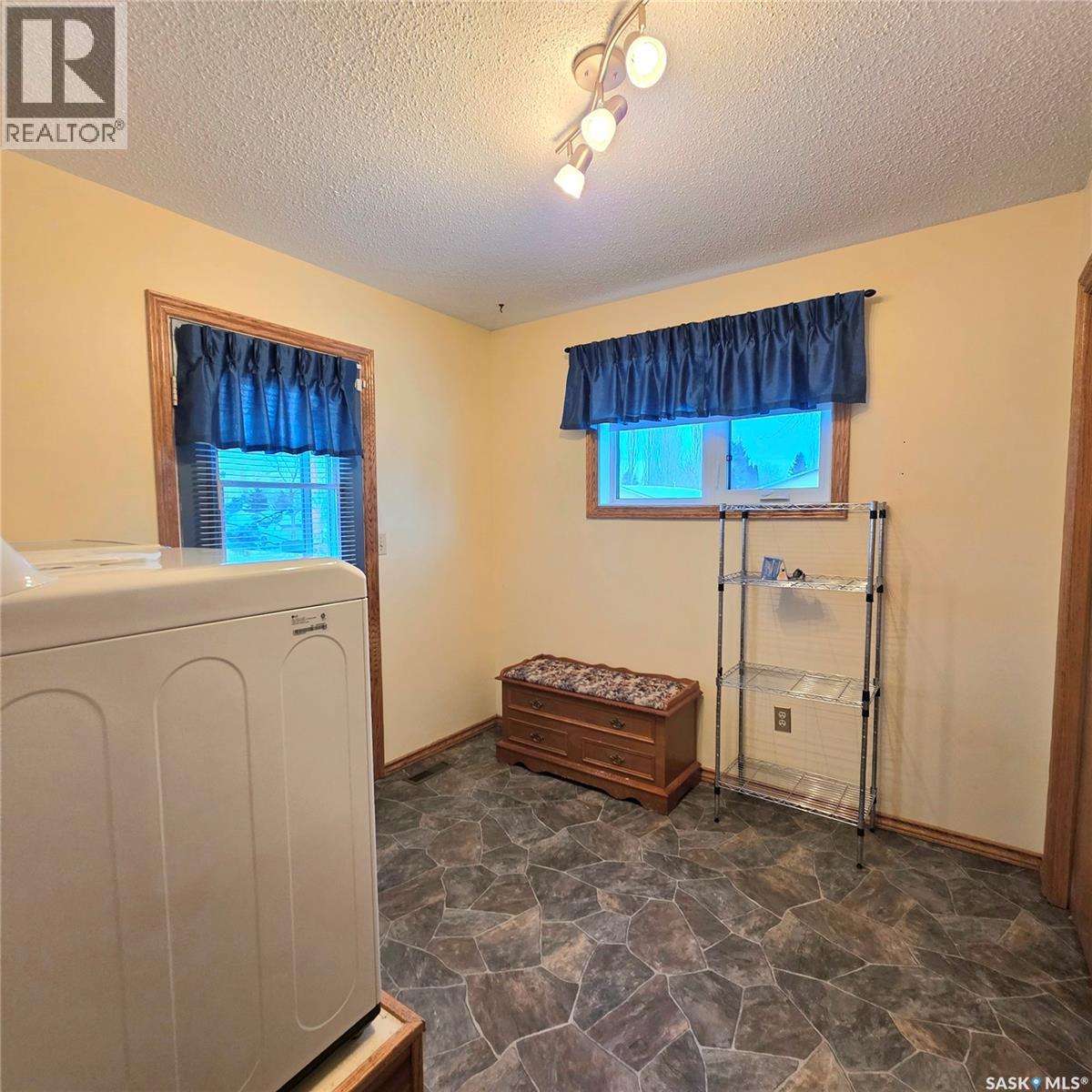 1596 Mcintosh Drive, Prince Albert, Saskatchewan  S6V 7B8 - Photo 22 - SK020727