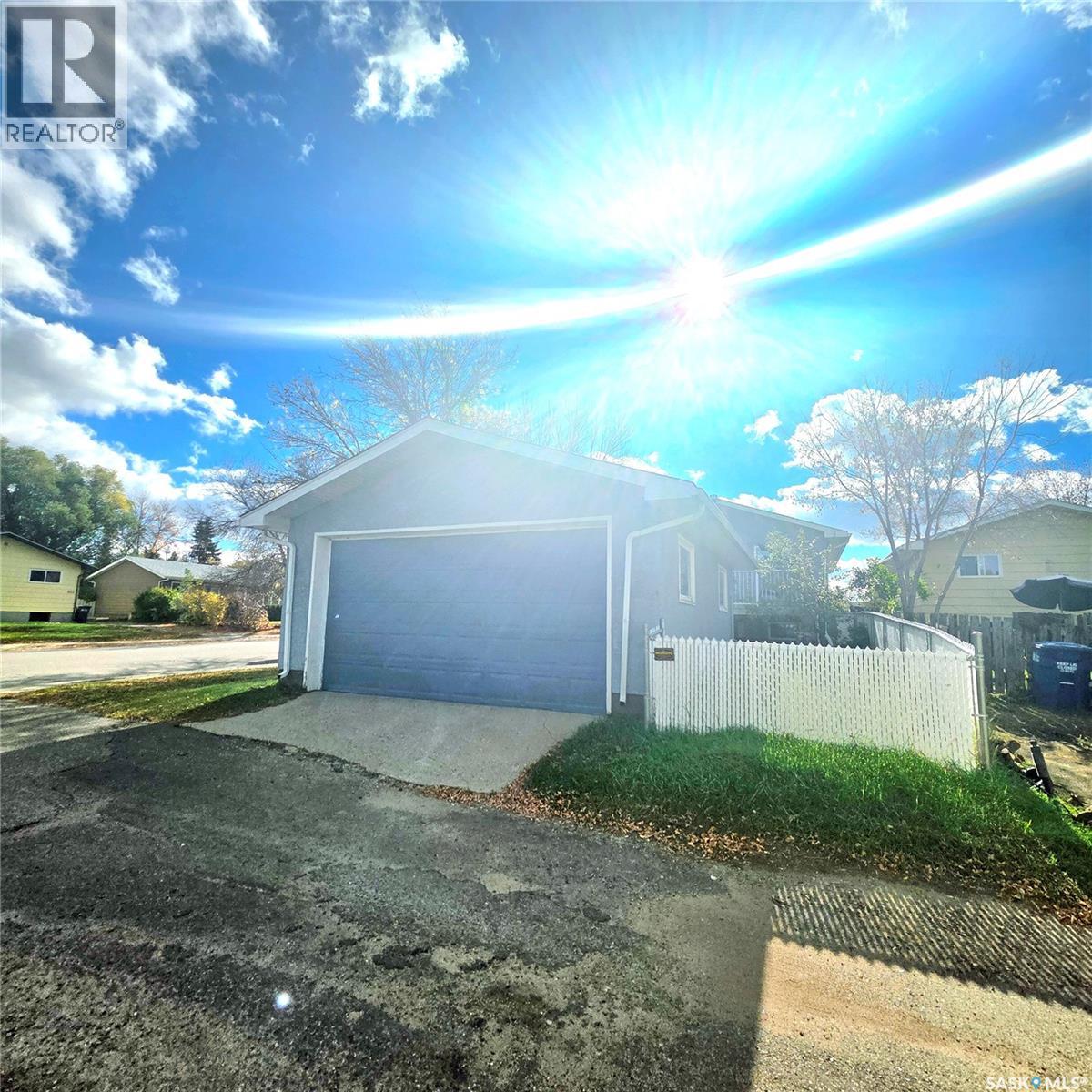 1596 Mcintosh Drive, Prince Albert, Saskatchewan  S6V 7B8 - Photo 48 - SK020727