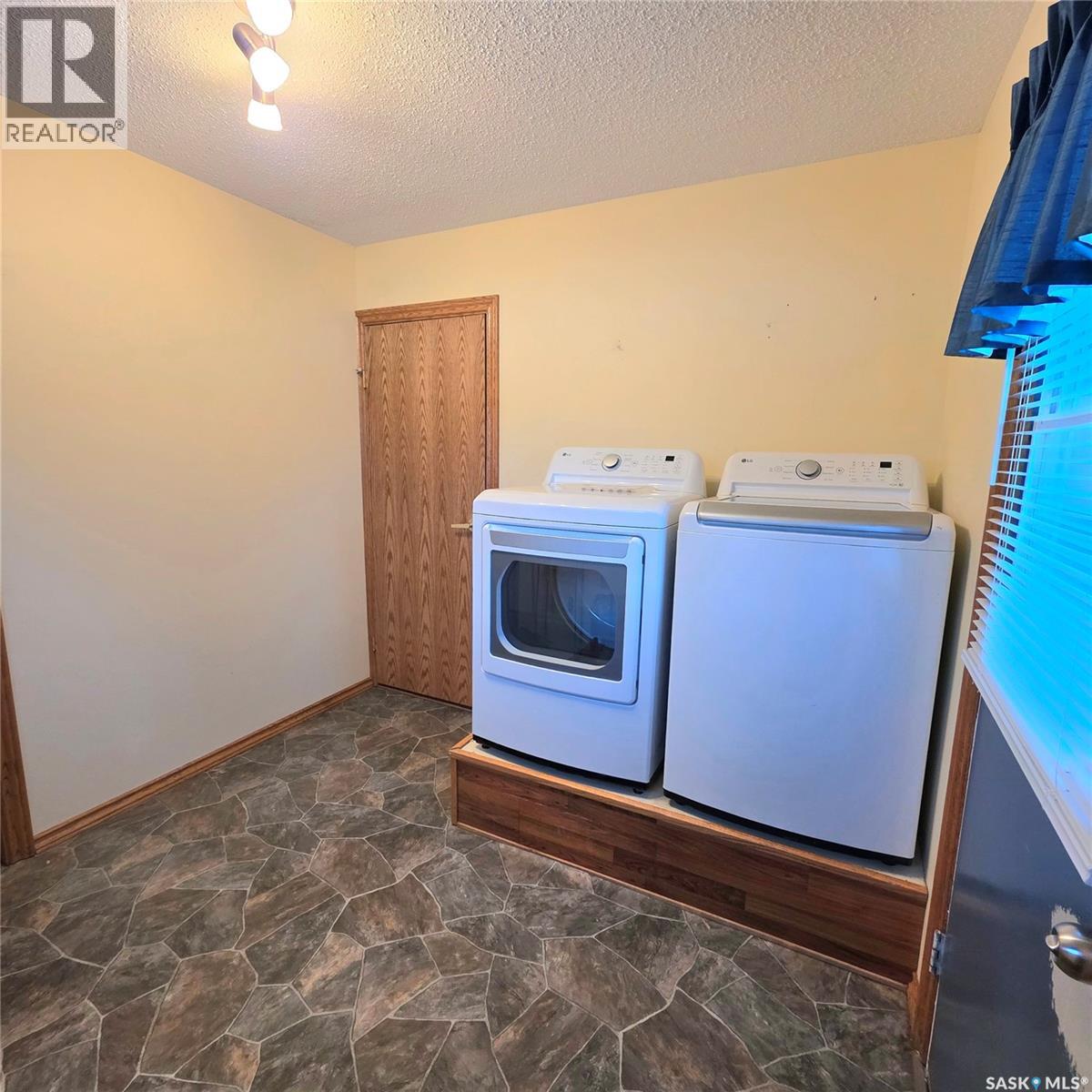 1596 Mcintosh Drive, Prince Albert, Saskatchewan  S6V 7B8 - Photo 21 - SK020727