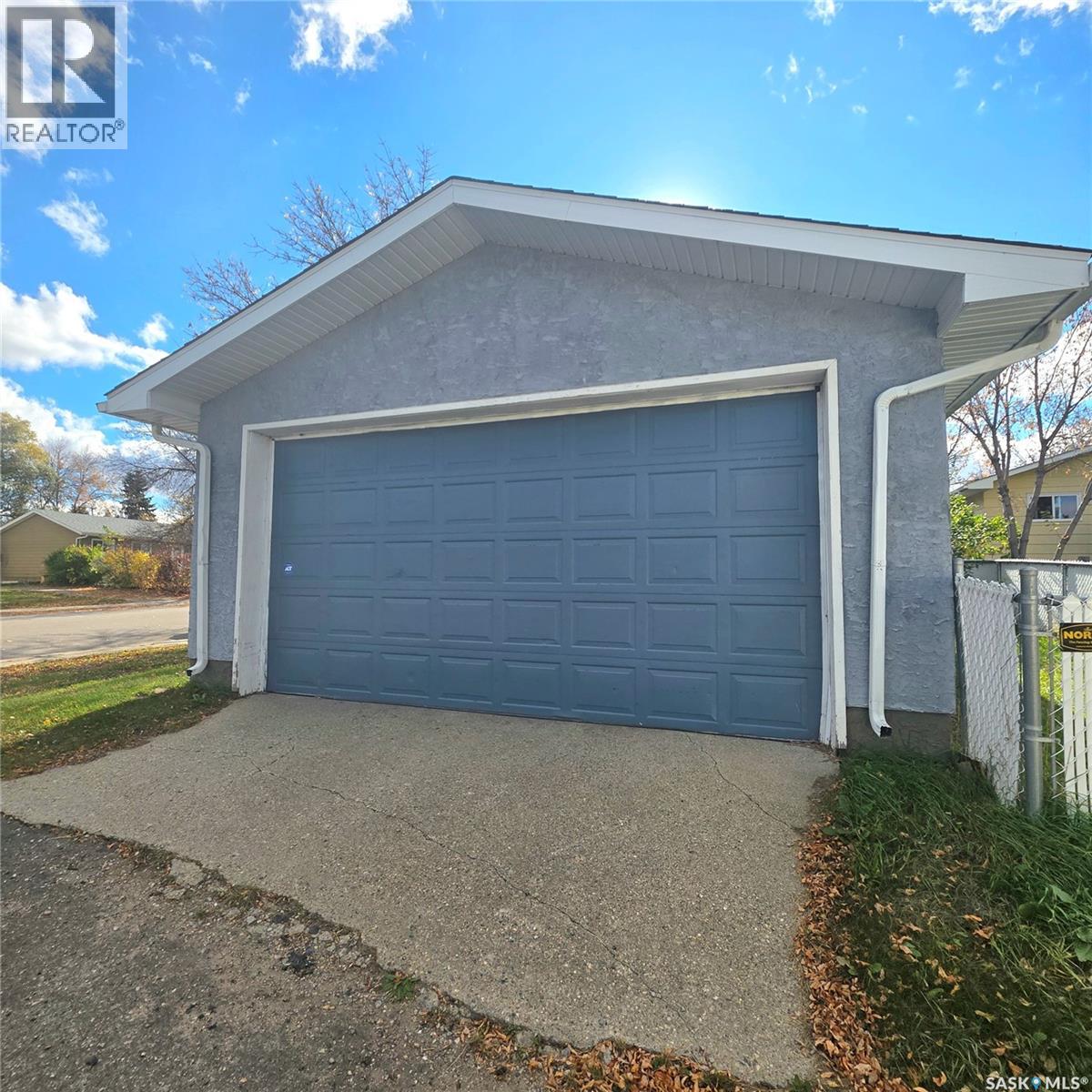 1596 Mcintosh Drive, Prince Albert, Saskatchewan  S6V 7B8 - Photo 47 - SK020727