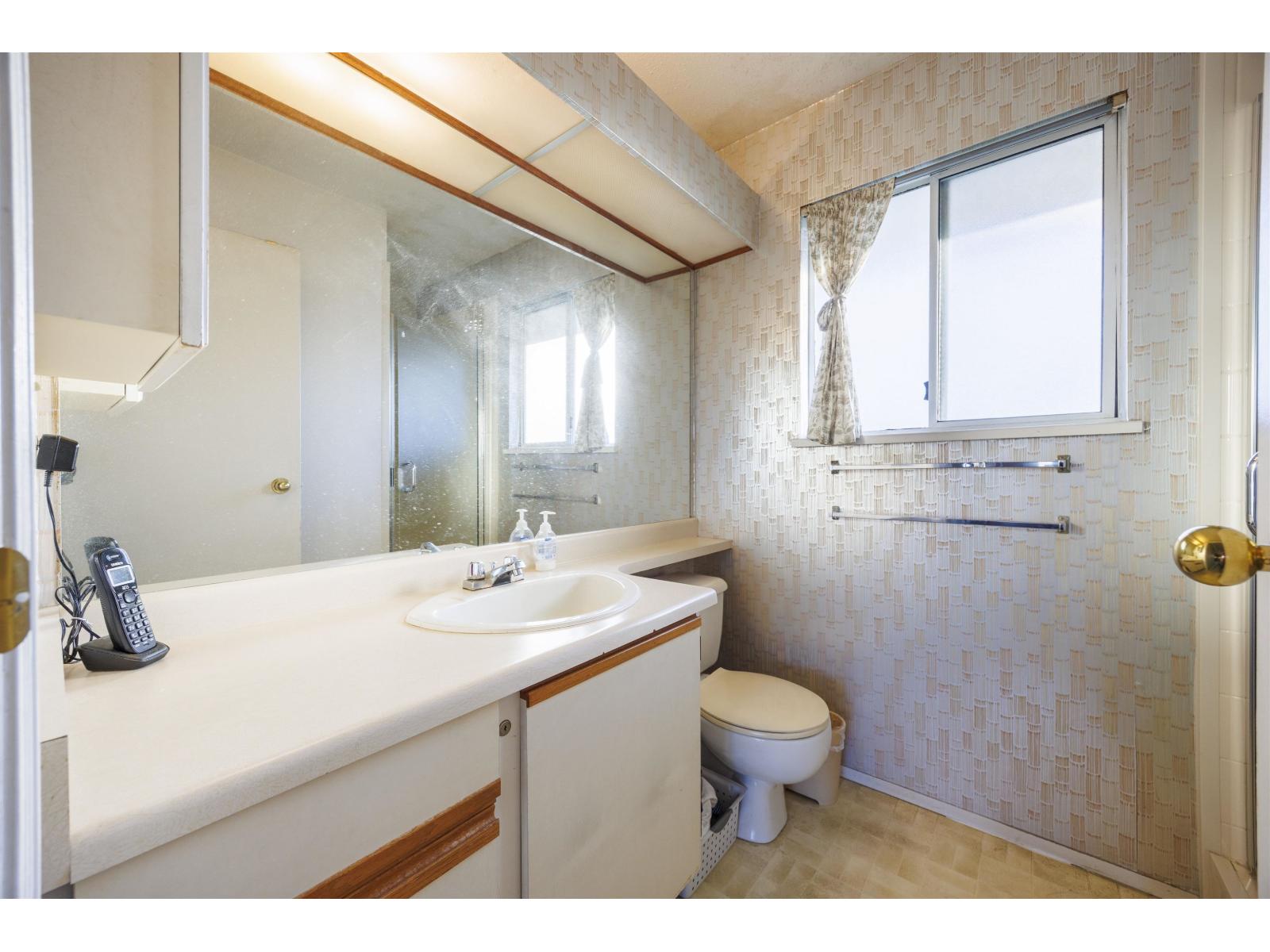 15114 98 Avenue, Surrey, British Columbia  V3R 8T2 - Photo 13 - R3081061