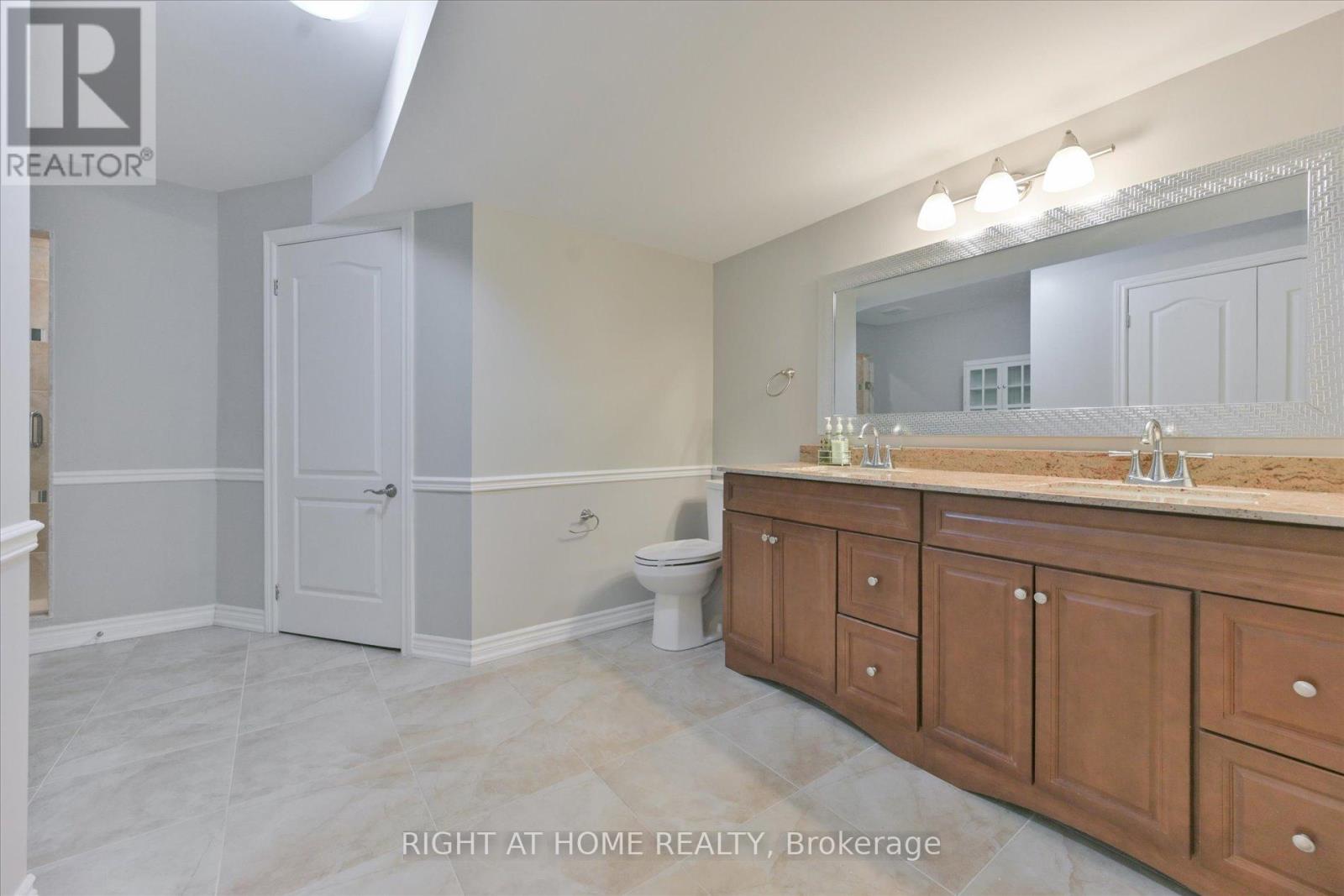 18 Mccowan Lane, Whitchurch-Stouffville, Ontario  L4A 4C1 - Photo 42 - N12710016