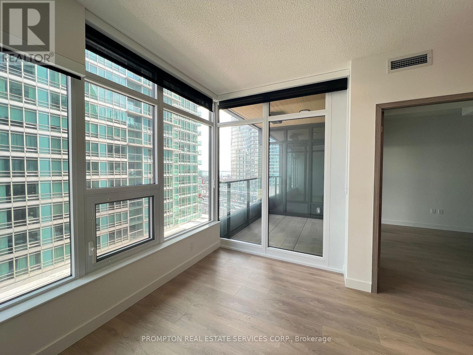 605 - 1 Concord Cityplace Way, Toronto, Ontario  M5V 0X3 - Photo 14 - C12711842