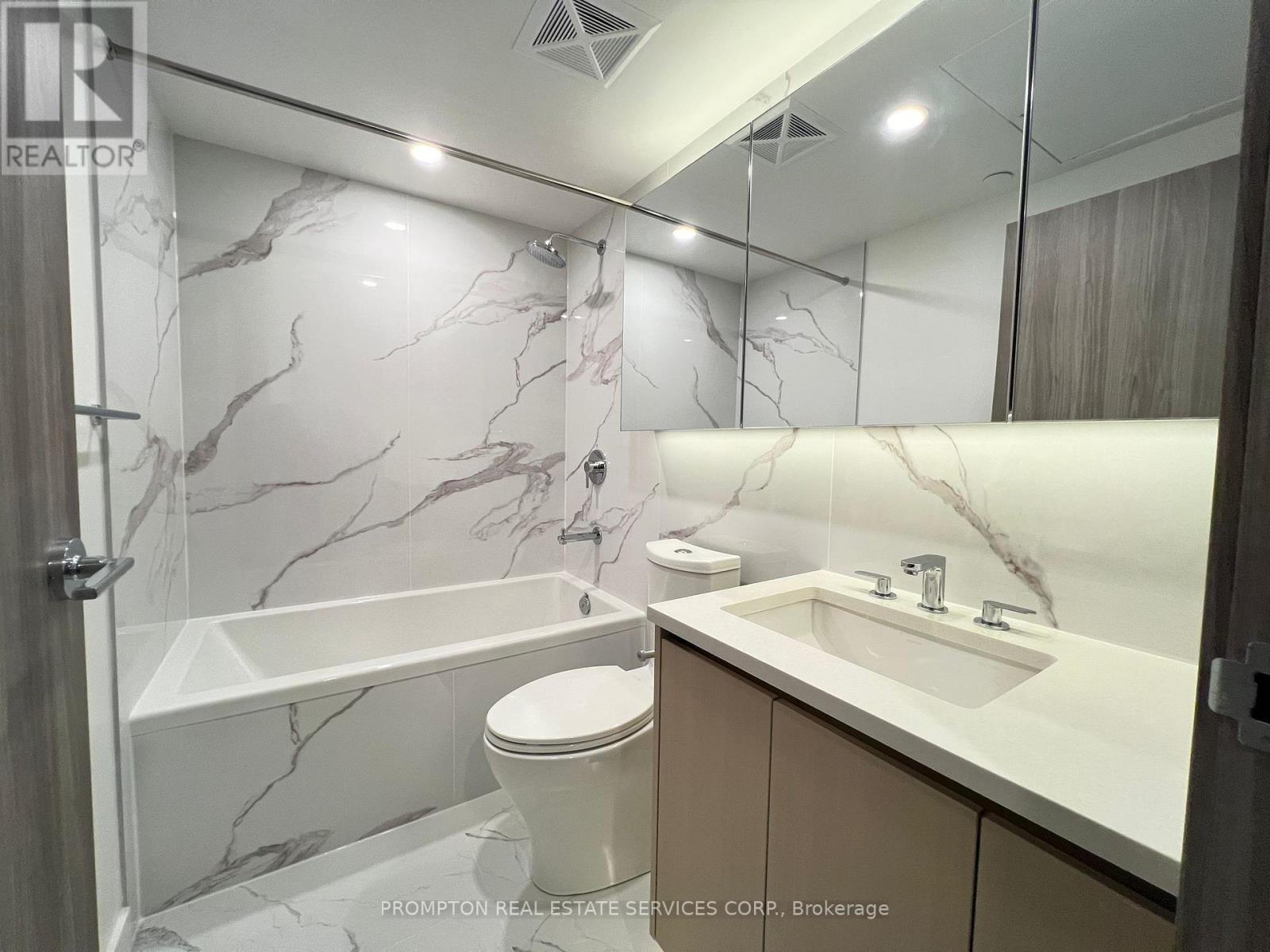 505 - 1 Concord Cityplace Way, Toronto, Ontario  M5V 0X3 - Photo 14 - C12711852