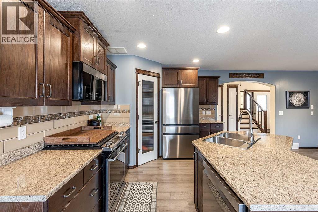 382 Sterling Crescent Se, Medicine Hat, Alberta  T1B 0G2 - Photo 13 - A2274175