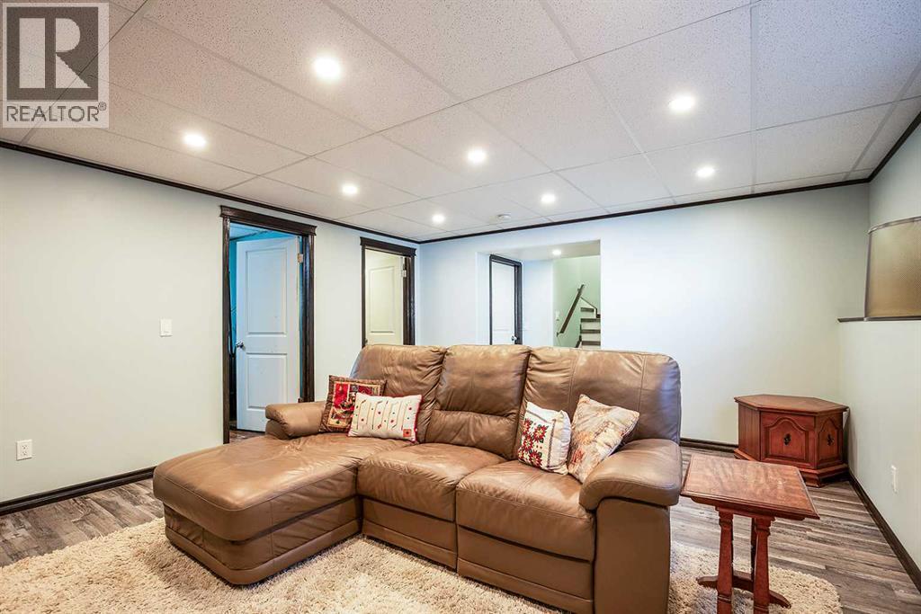 382 Sterling Crescent Se, Medicine Hat, Alberta  T1B 0G2 - Photo 35 - A2274175