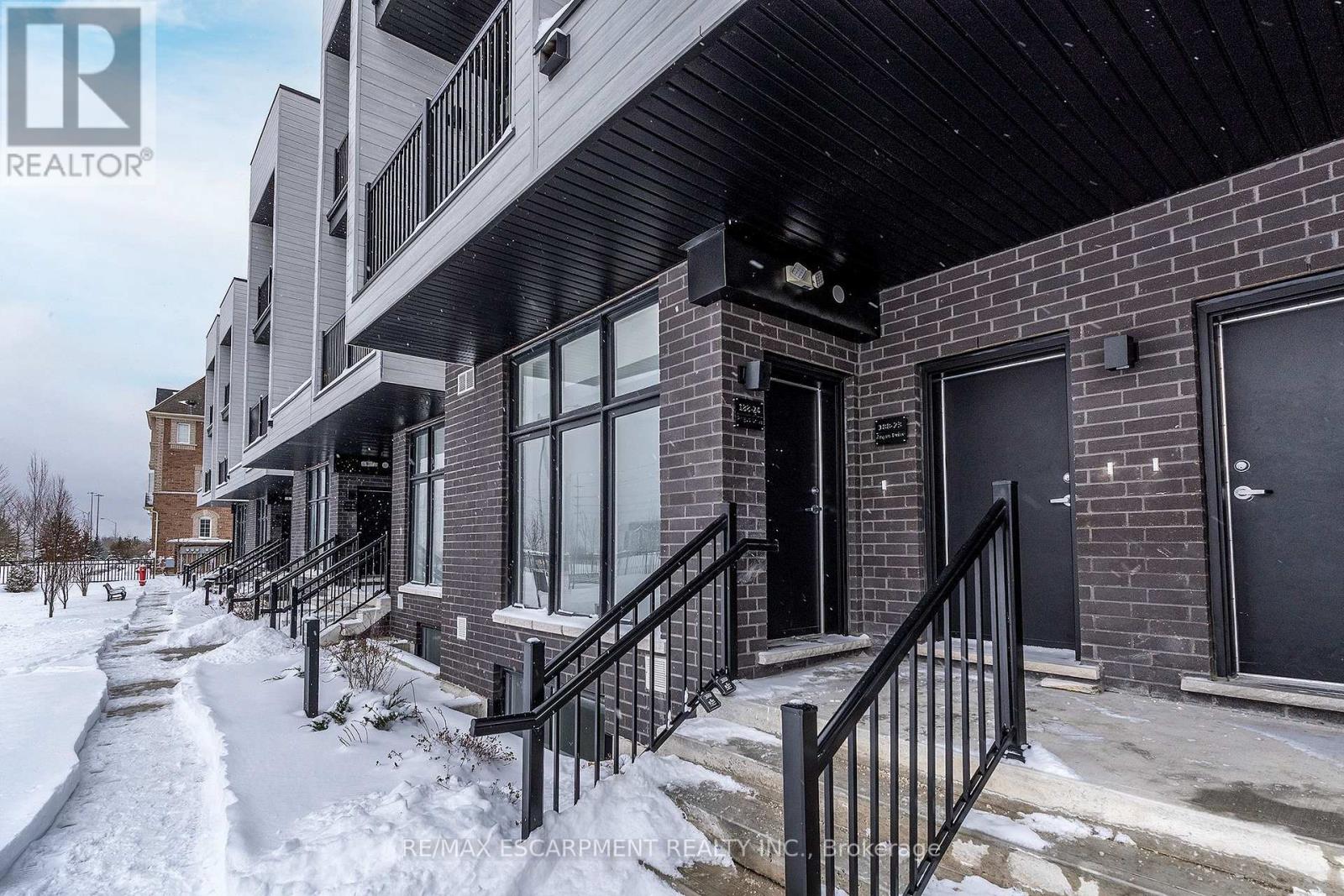 24-188 Angus Drive, Ajax, Ontario  L1S 0G5 - Photo 2 - E12711834