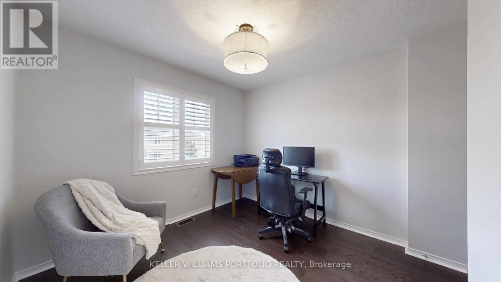 773 Miller Park Avenue, Bradford West Gwillimbury, Ontario  L3Z 0L8 - Photo 15 - N12711810