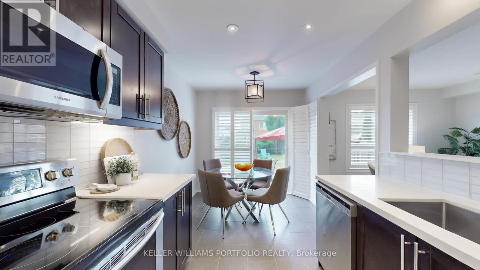 773 Miller Park Avenue, Bradford West Gwillimbury, Ontario  L3Z 0L8 - Photo 8 - N12711810