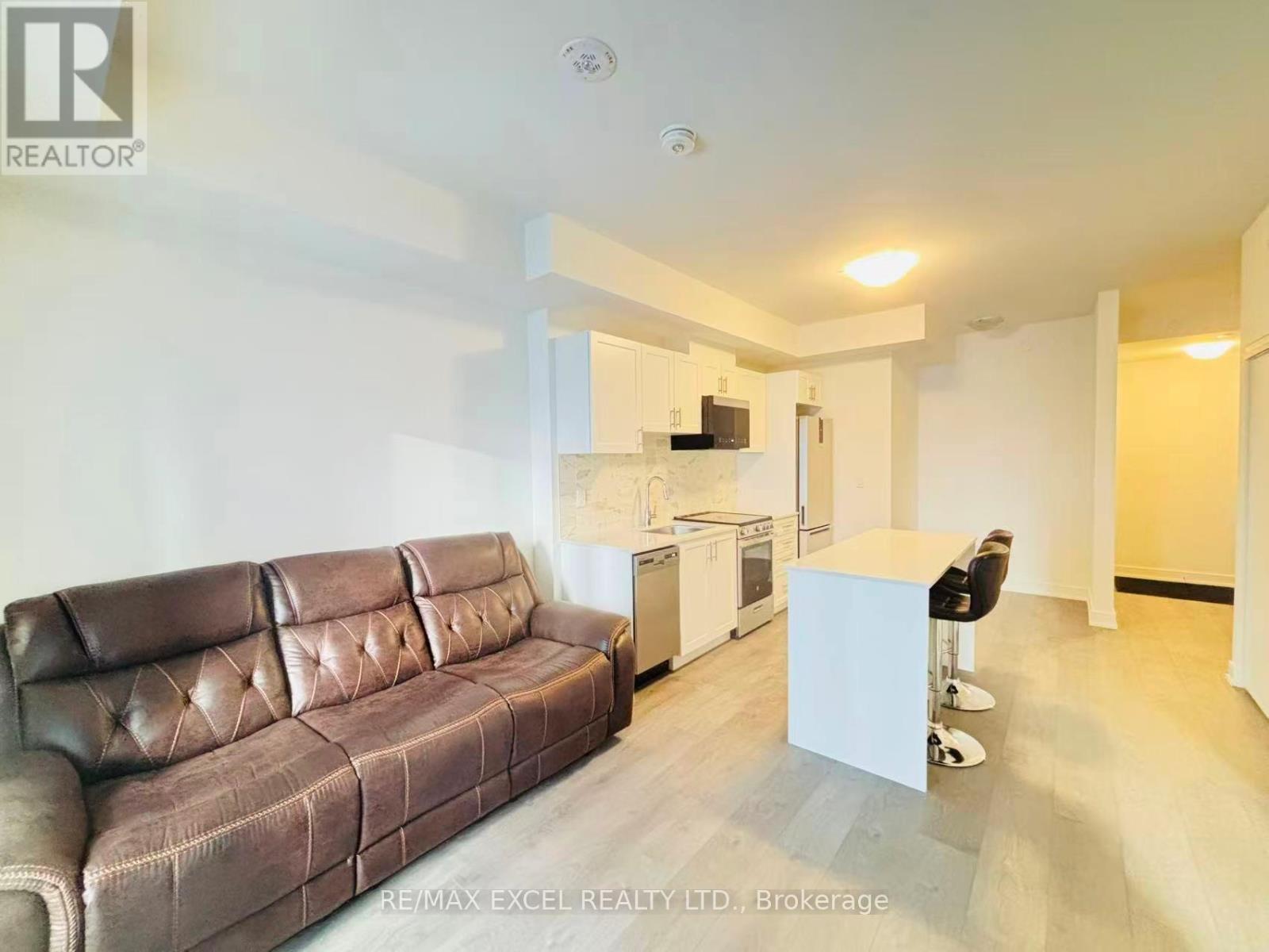 B 709 - 715 Davis Drive, Newmarket, Ontario  L3Y 0J2 - Photo 14 - N12711828