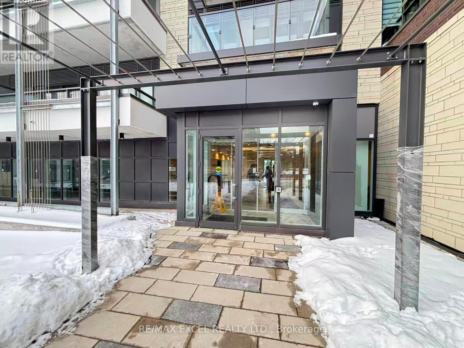 B 709 - 715 Davis Drive, Newmarket, Ontario  L3Y 0J2 - Photo 4 - N12711828