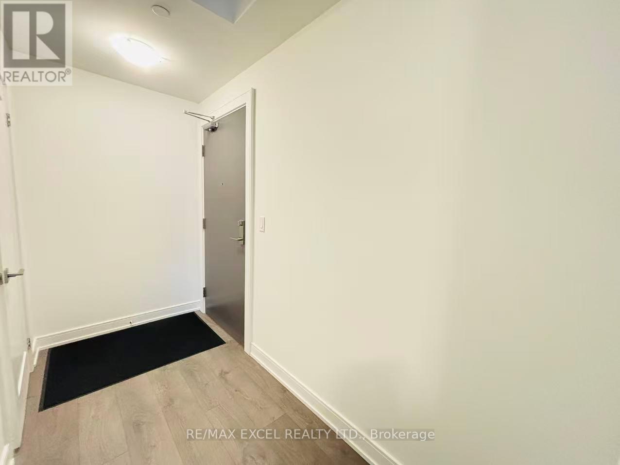 B 709 - 715 Davis Drive, Newmarket, Ontario  L3Y 0J2 - Photo 7 - N12711828