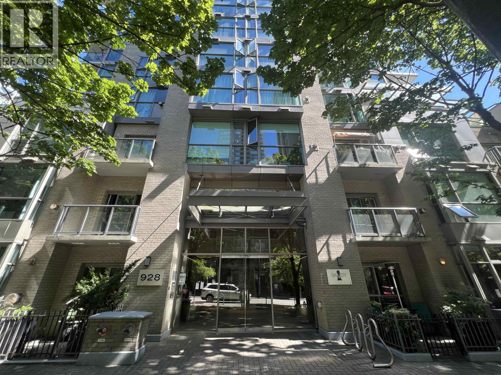 Listing Picture 2 of 16 : 1203 928 RICHARDS STREET, Vancouver / 溫哥華 - 魯藝地產 Yvonne Lu Group - MLS Medallion Club Member
