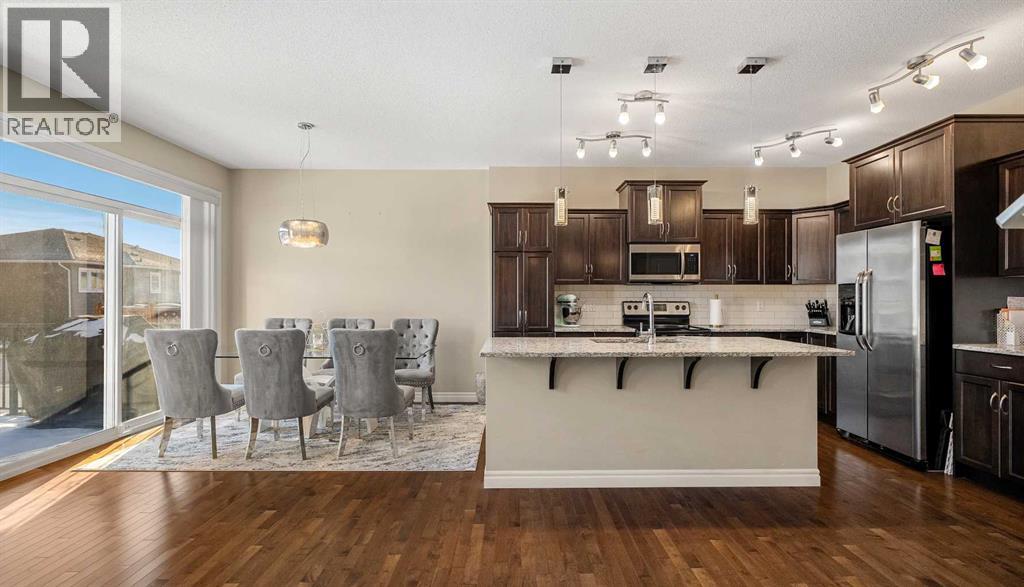 48 Evanswood Circle Nw, Calgary, Alberta  T3P 0K1 - Photo 5 - A2277060