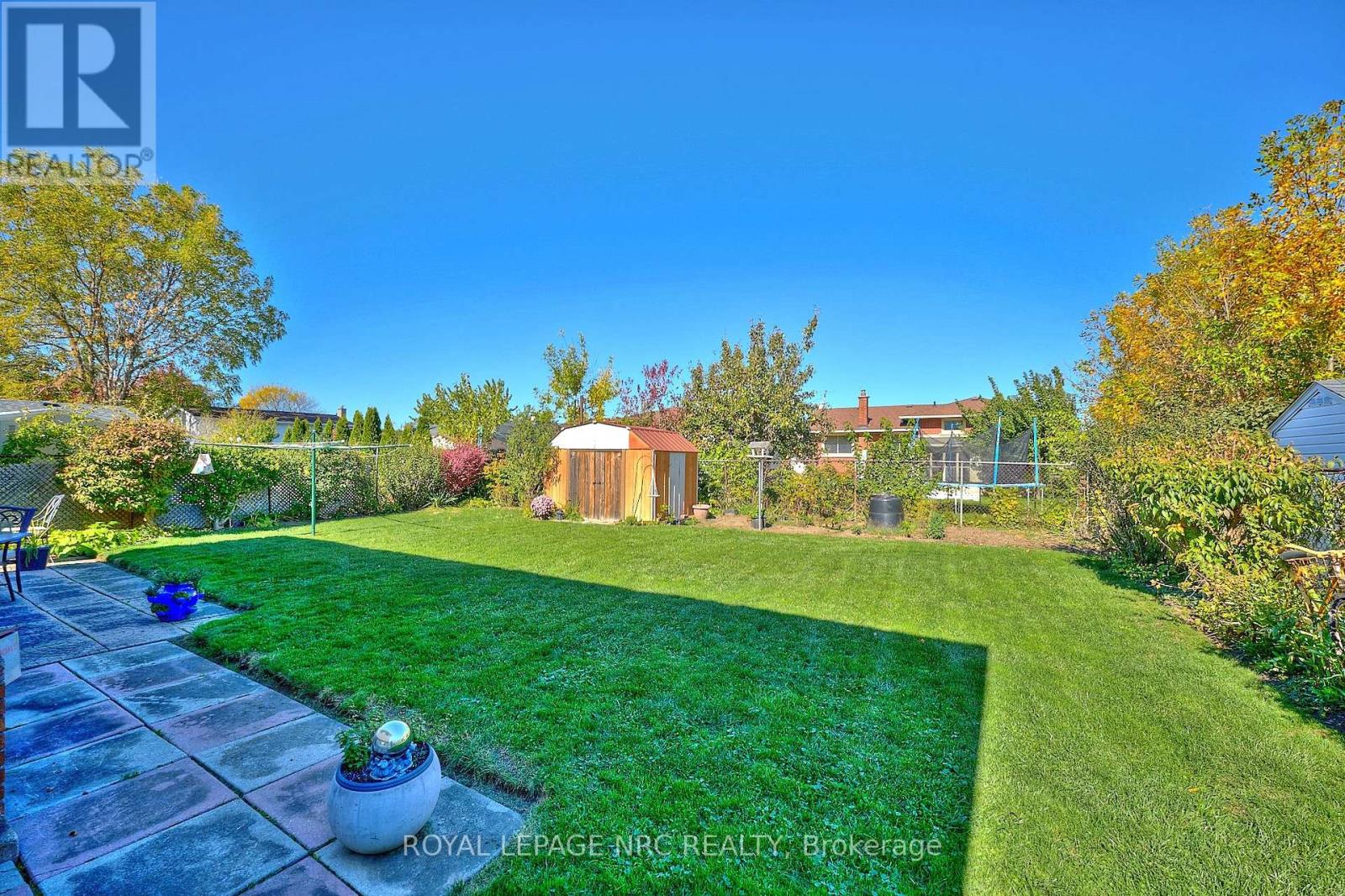 73 Roehampton Avenue, St. Catharines, Ontario  L2M 6B7 - Photo 8 - X12469466