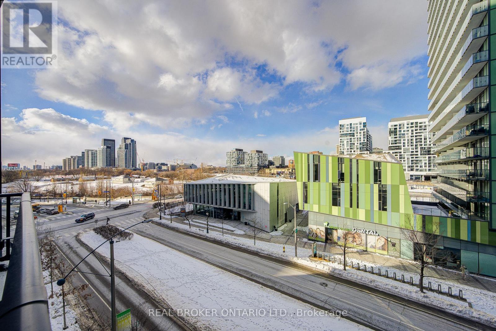 512 - 90 Queens Wharf Road, Toronto, Ontario  M5V 0E6 - Photo 30 - C12707880