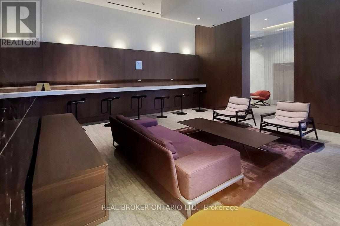 512 - 90 Queens Wharf Road, Toronto, Ontario  M5V 0E6 - Photo 38 - C12707880