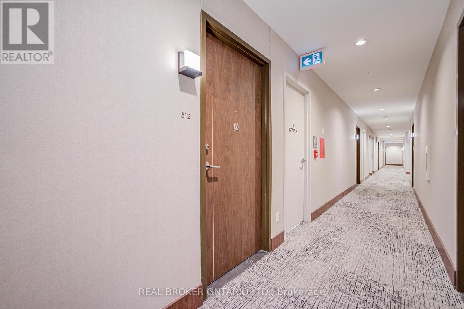 512 - 90 Queens Wharf Road, Toronto, Ontario  M5V 0E6 - Photo 4 - C12707880