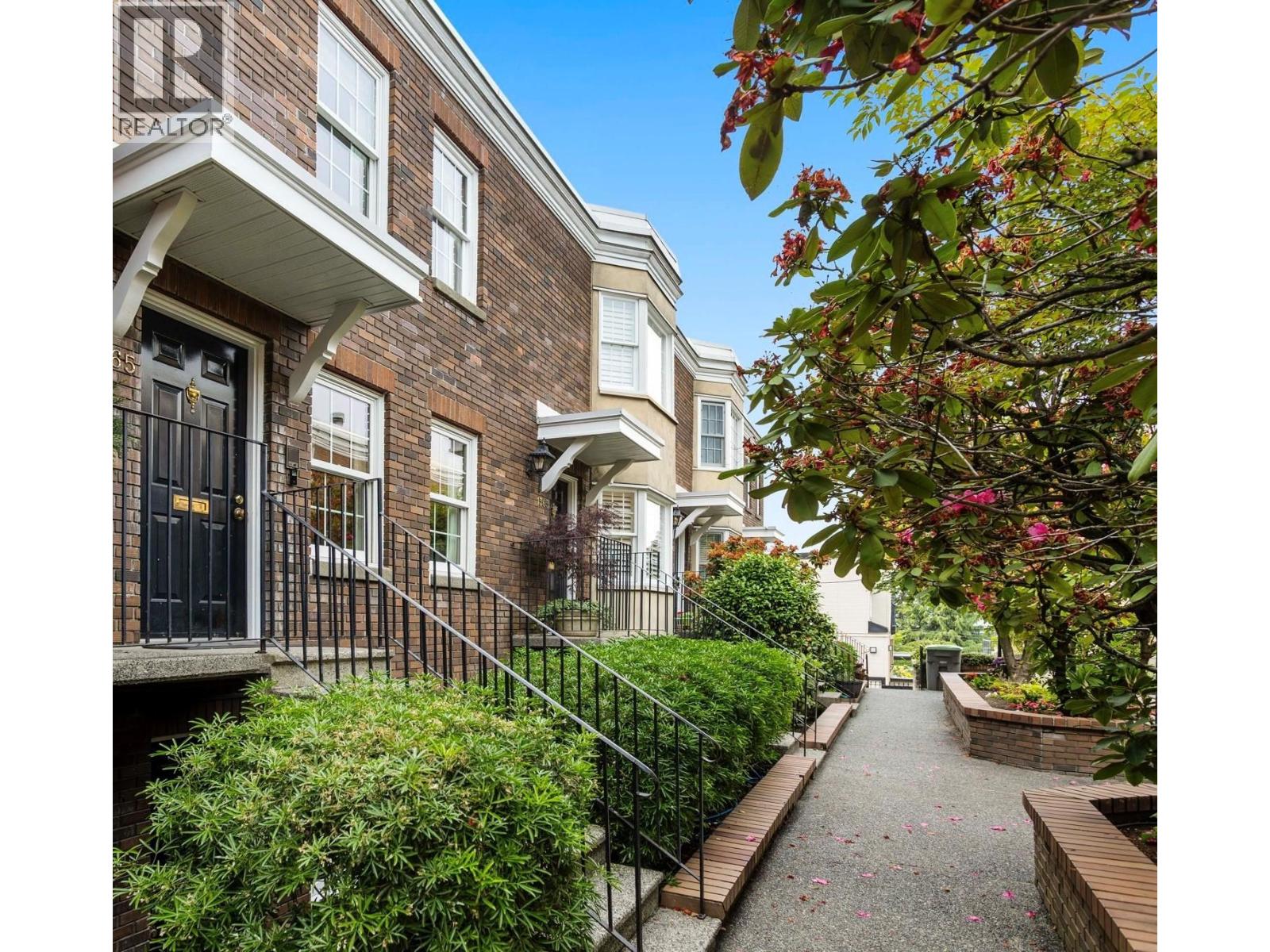 1365 W 7th Avenue, Vancouver, British Columbia  V6H 1B8 - Photo 1 - R3081156