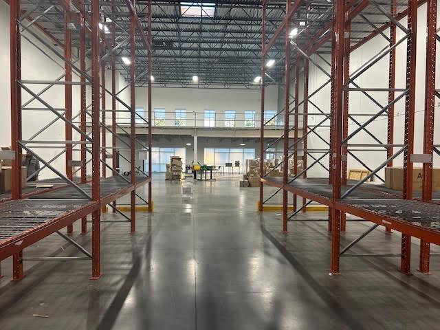 1074 3577 194 STREET, Surrey, British Columbia