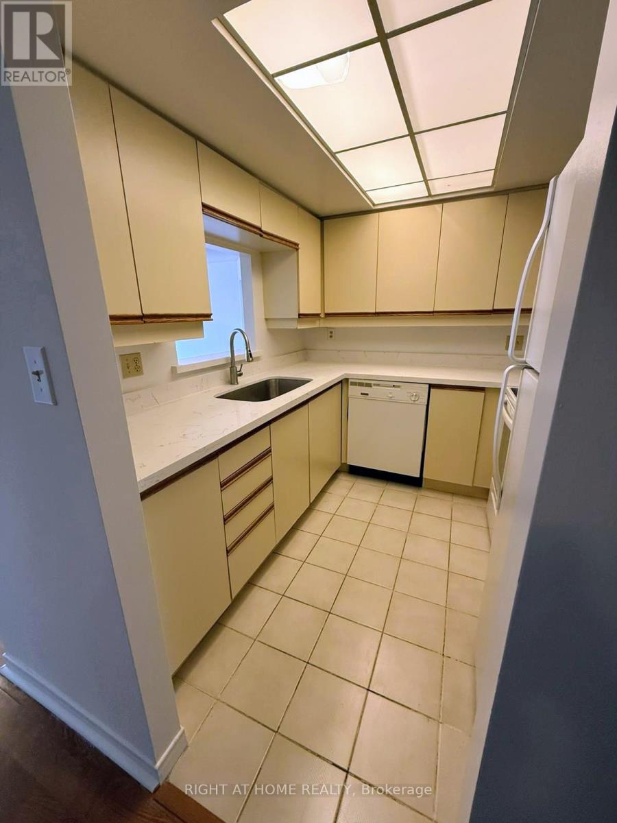 508 - 5 Concorde Place, Toronto, Ontario  M3C 3M8 - Photo 8 - C12708400