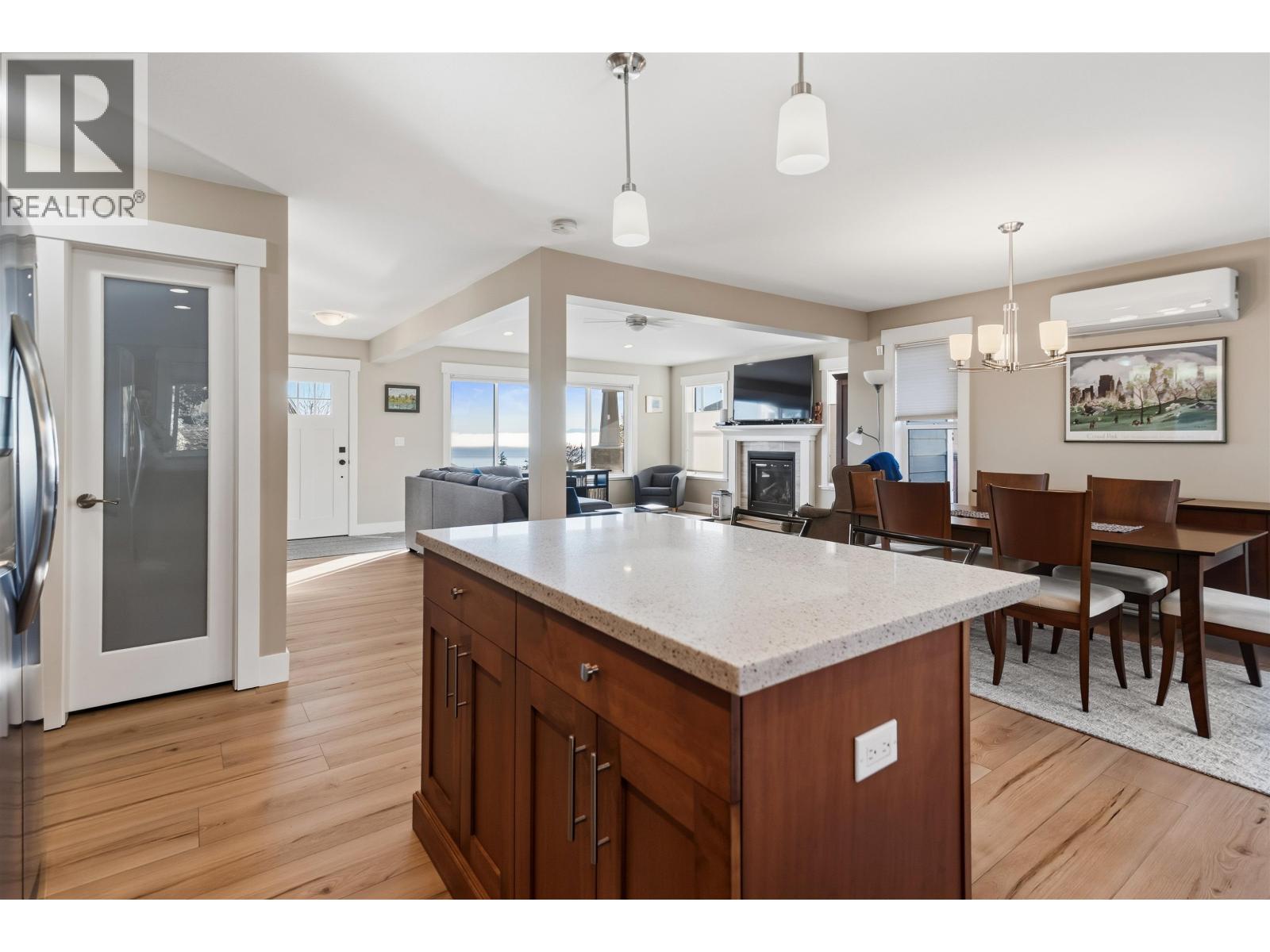 5537 Peregrine Crescent, Sechelt, British Columbia  V7Z 0V5 - Photo 15 - R3062230