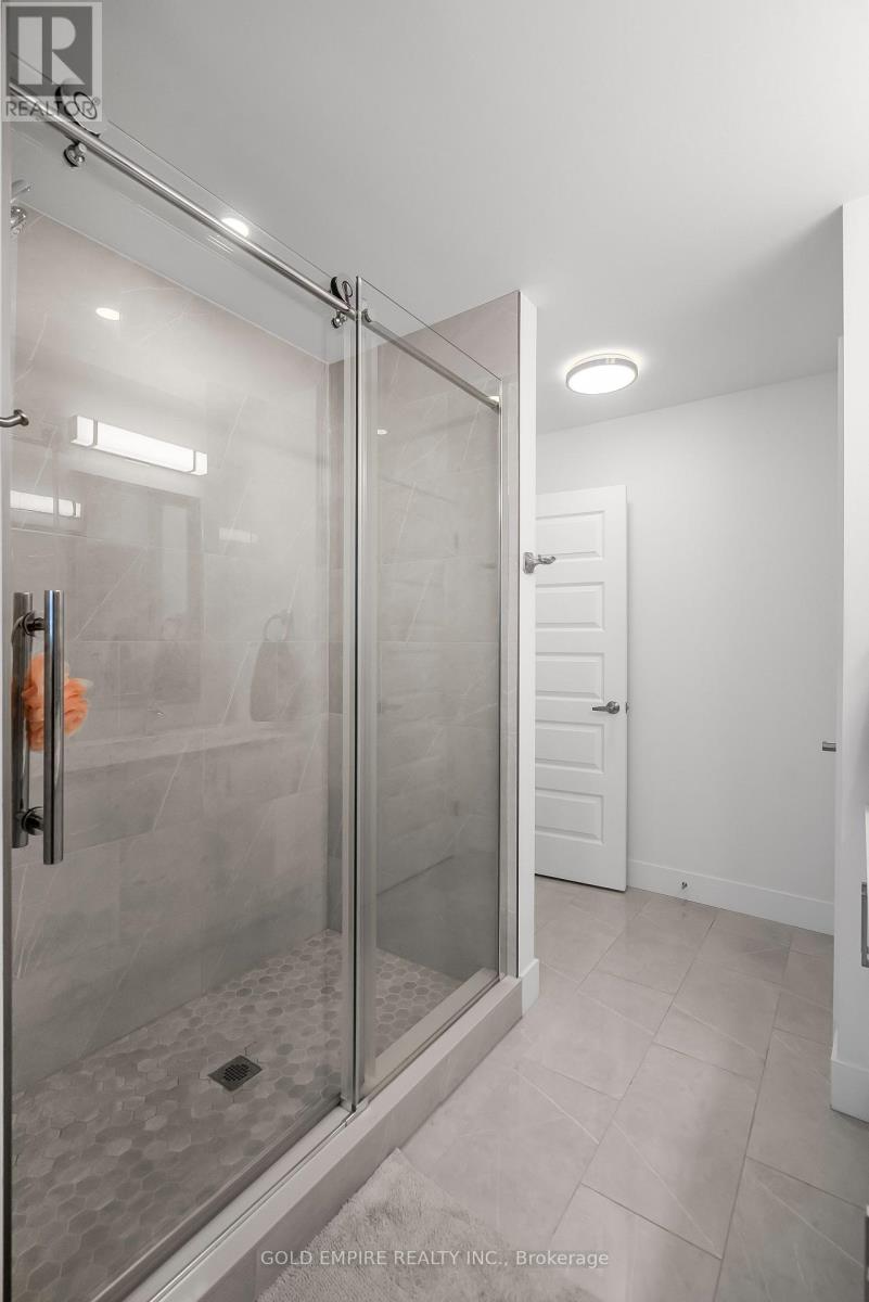 Photo 41 of 45 for 12 Rea Court