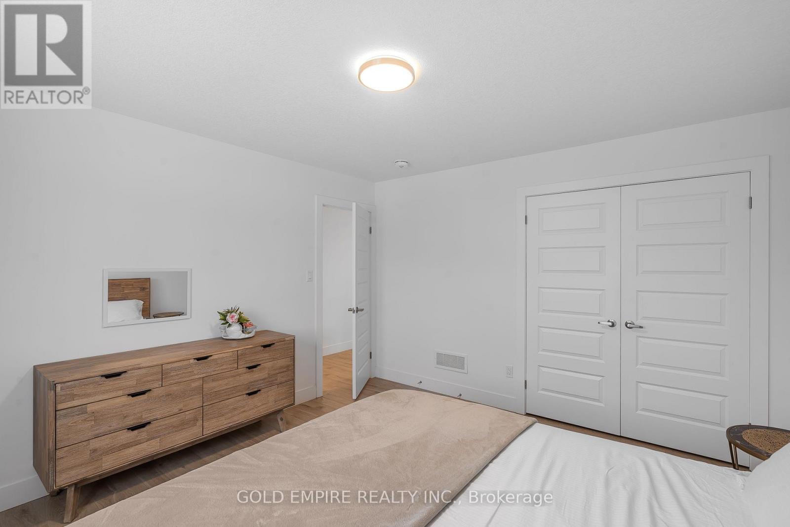 12 Rea Court, Southwold, Ontario  N6L 1M1 - Photo 37 - X12673022