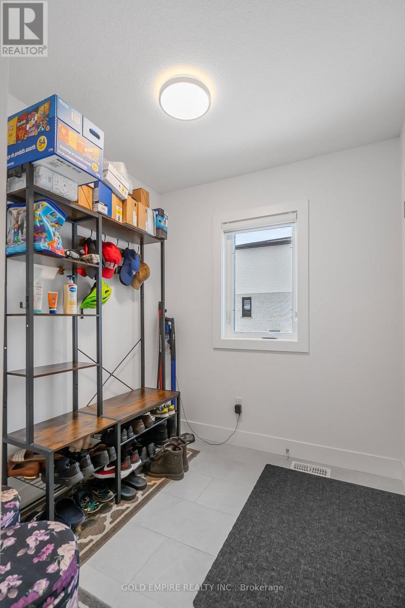 12 Rea Court, Southwold, Ontario  N6L 1M1 - Photo 7 - X12673022