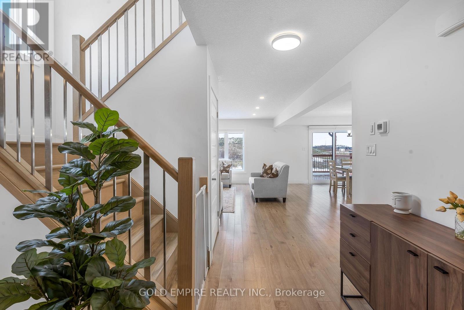 12 Rea Court, Southwold, Ontario  N6L 1M1 - Photo 8 - X12673022