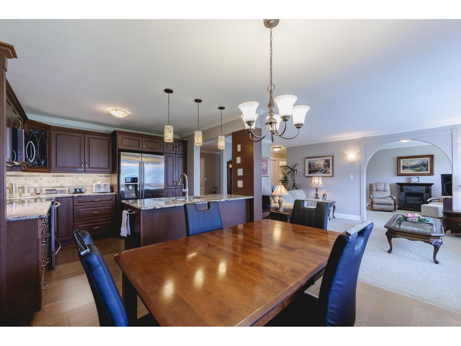 210 13959 16 Avenue, Surrey, British Columbia  V4A 1P8 - Photo 9 - R3054451