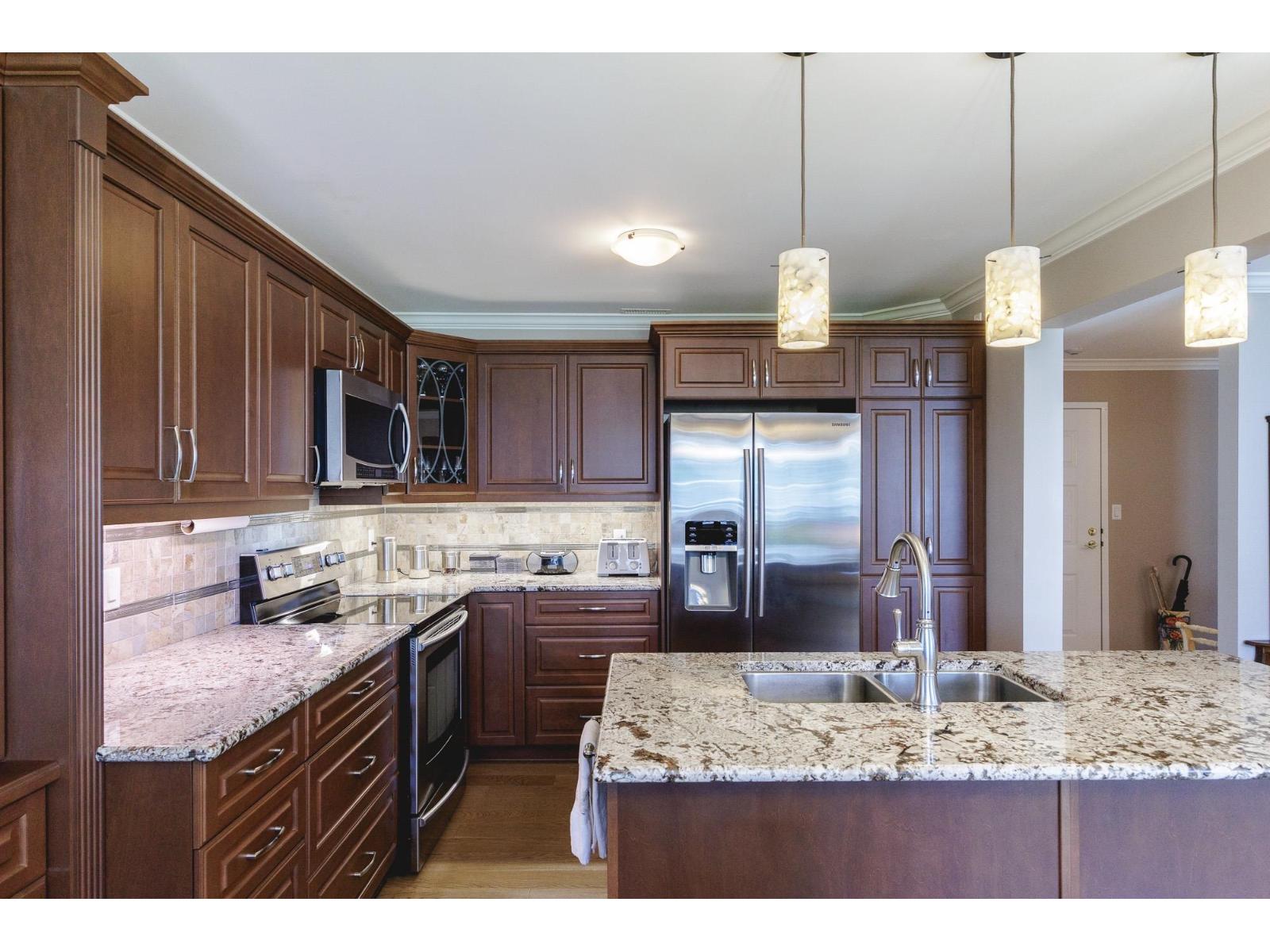 210 13959 16 Avenue, Surrey, British Columbia  V4A 1P8 - Photo 5 - R3054451