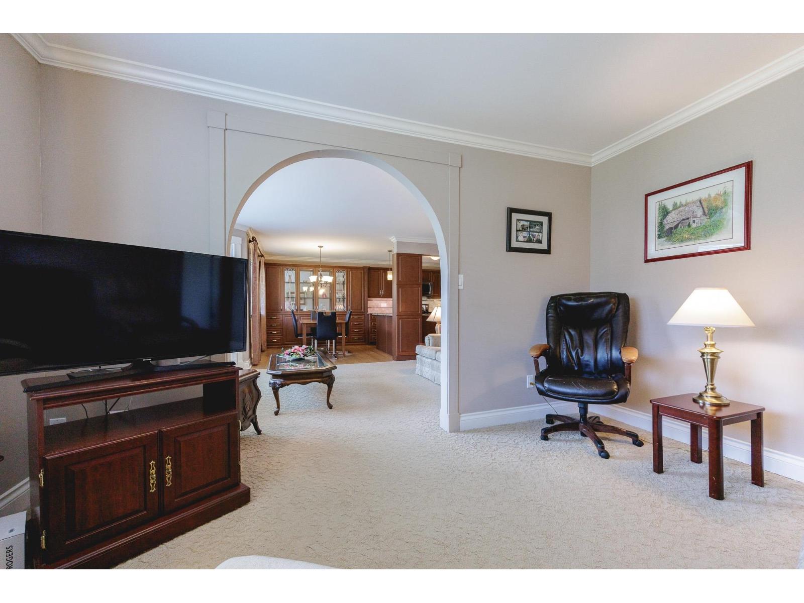 210 13959 16 Avenue, Surrey, British Columbia  V4A 1P8 - Photo 16 - R3054451