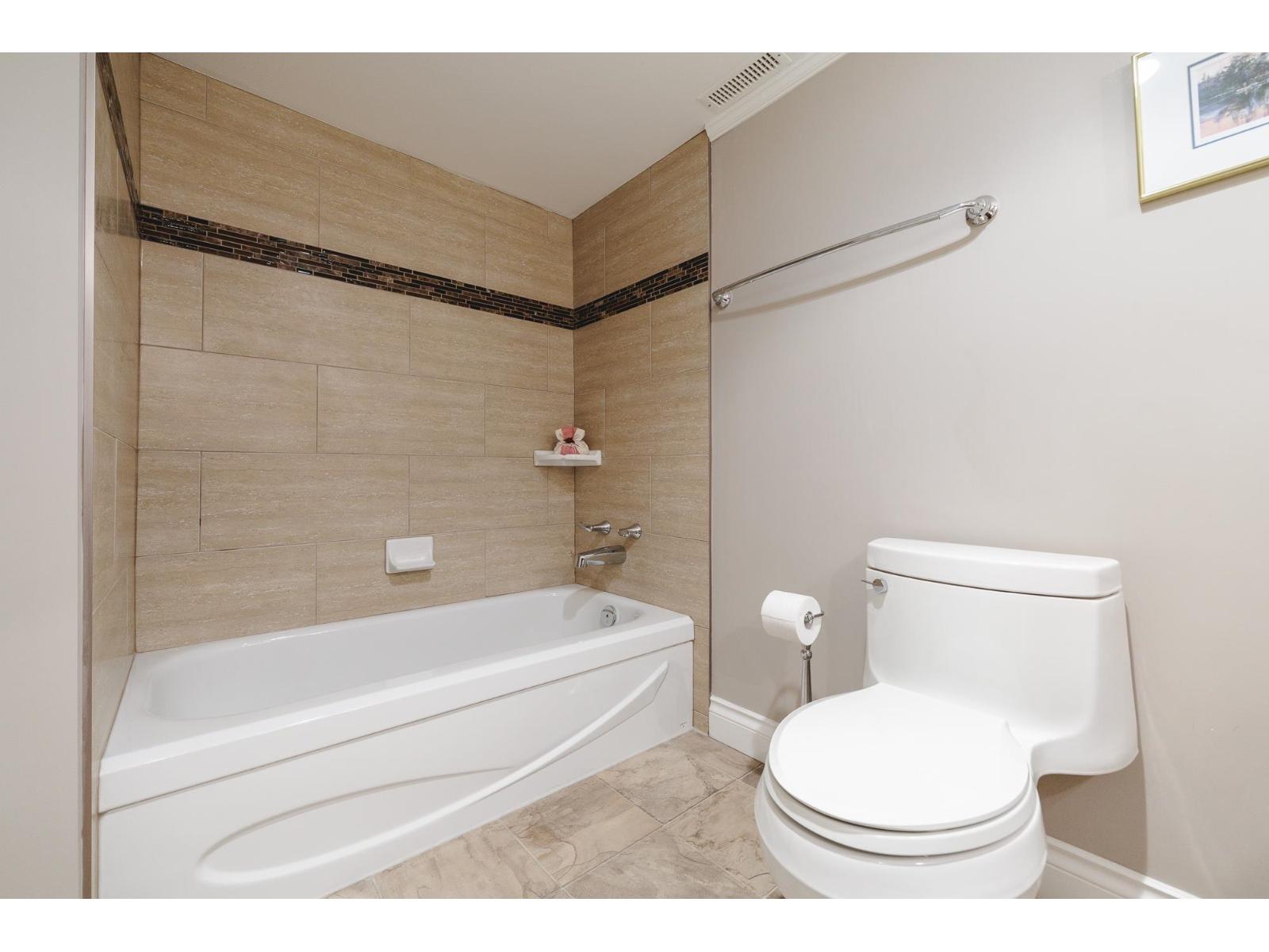 210 13959 16 Avenue, Surrey, British Columbia  V4A 1P8 - Photo 24 - R3054451