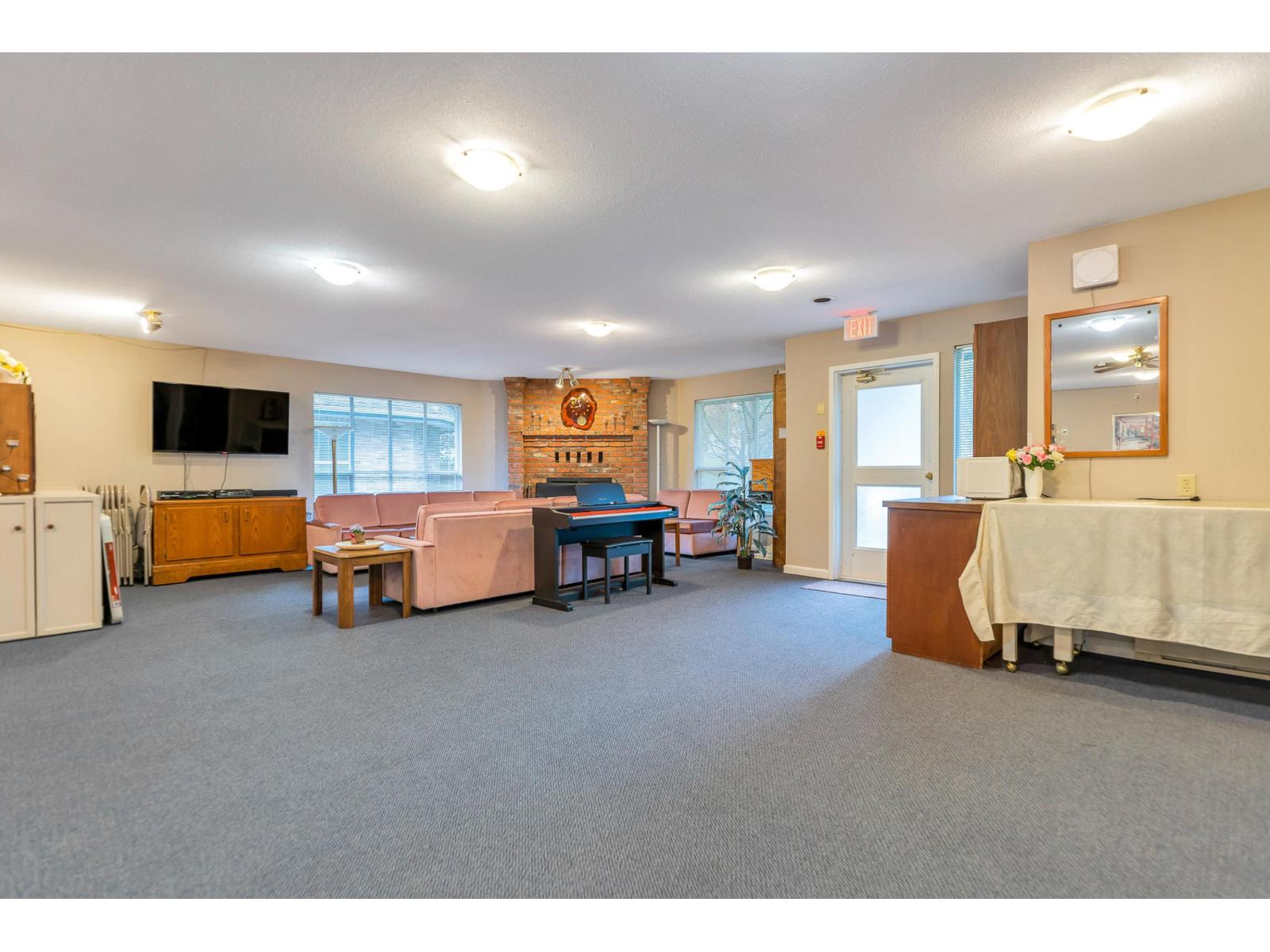 210 13959 16 Avenue, Surrey, British Columbia  V4A 1P8 - Photo 35 - R3054451