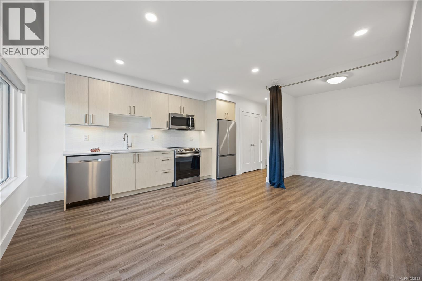 102 147 Haliburton St, Nanaimo, British Columbia  V9R 4V9 - Photo 6 - 1022832