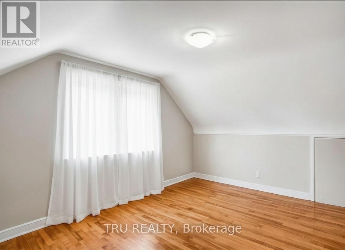 1315 Kilborn Avenue N, Ottawa, Ontario  K1H 6L2 - Photo 12 - X12711884