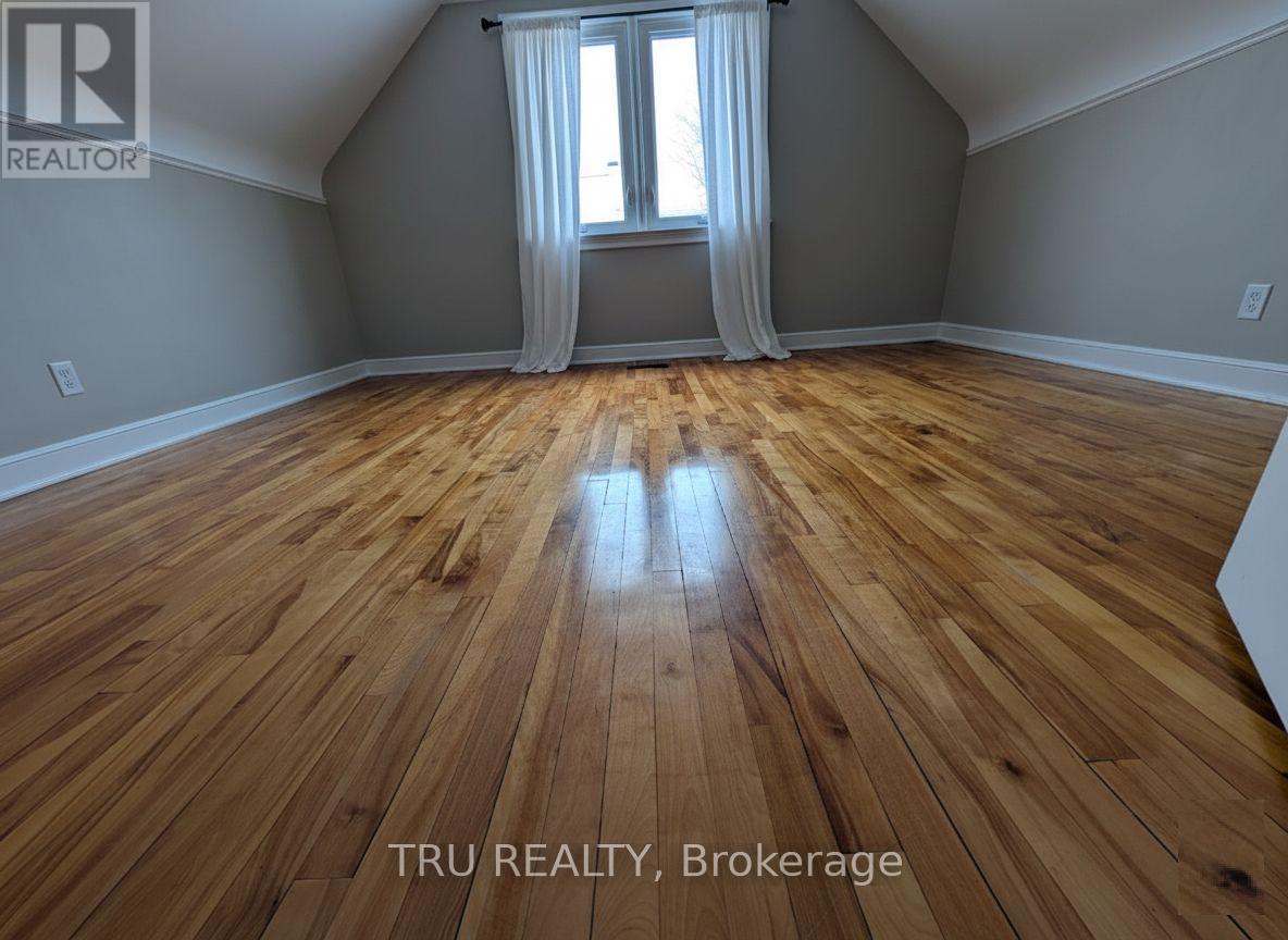 1315 Kilborn Avenue N, Ottawa, Ontario  K1H 6L2 - Photo 13 - X12711884