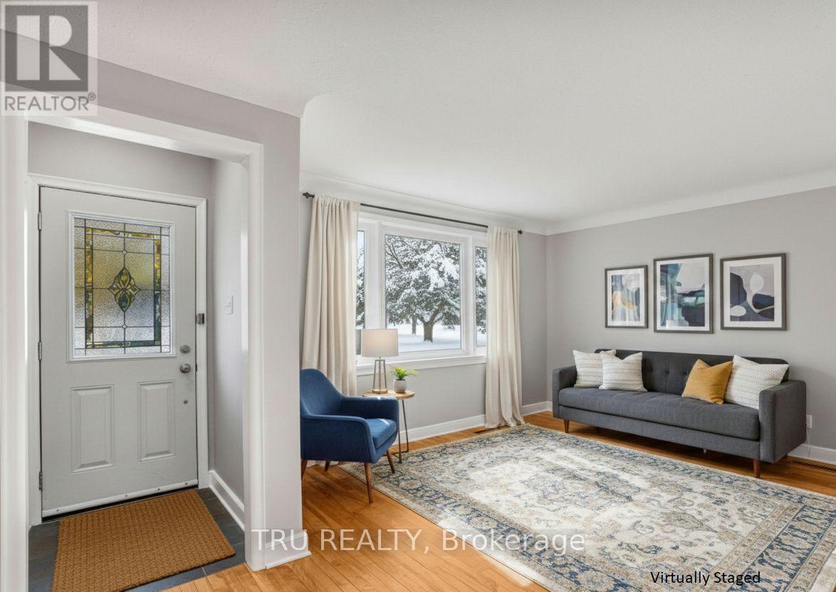 1315 Kilborn Avenue N, Ottawa, Ontario  K1H 6L2 - Photo 5 - X12711884