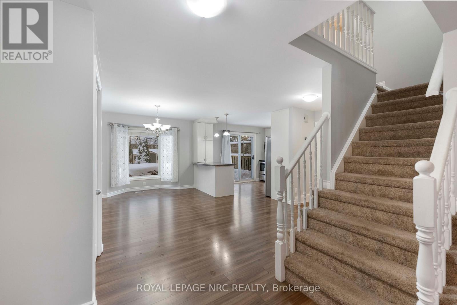 41 Huntington Lane, St. Catharines (Grapeview), Ontario  L2S 3R5 - Photo 11 - X12711898