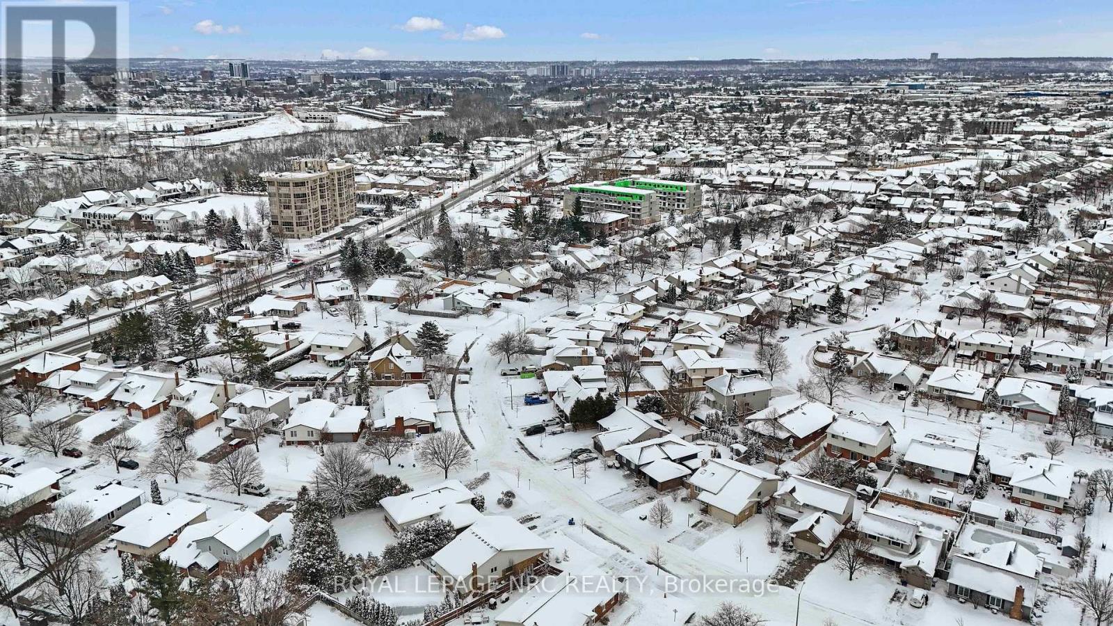 41 Huntington Lane, St. Catharines (Grapeview), Ontario  L2S 3R5 - Photo 2 - X12711898