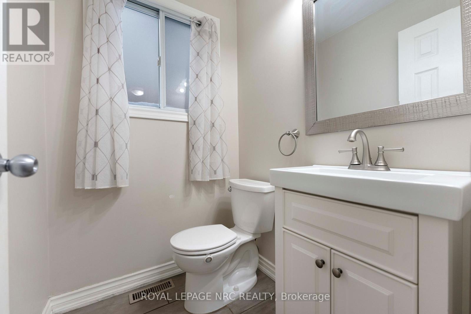 41 Huntington Lane, St. Catharines (Grapeview), Ontario  L2S 3R5 - Photo 20 - X12711898